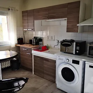 Grand F3 Cosy Centre Avec Garage , Clermont-Ferrand France